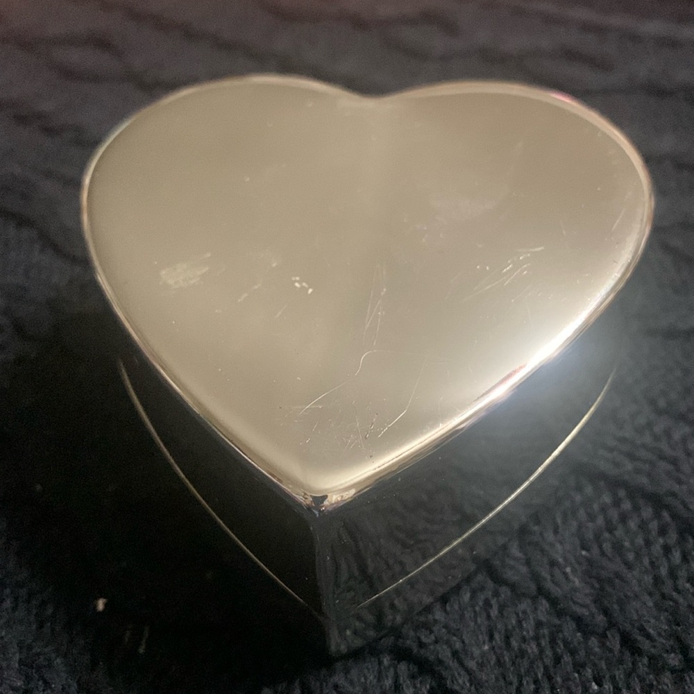 Silver Heart felt lined Trinket Box